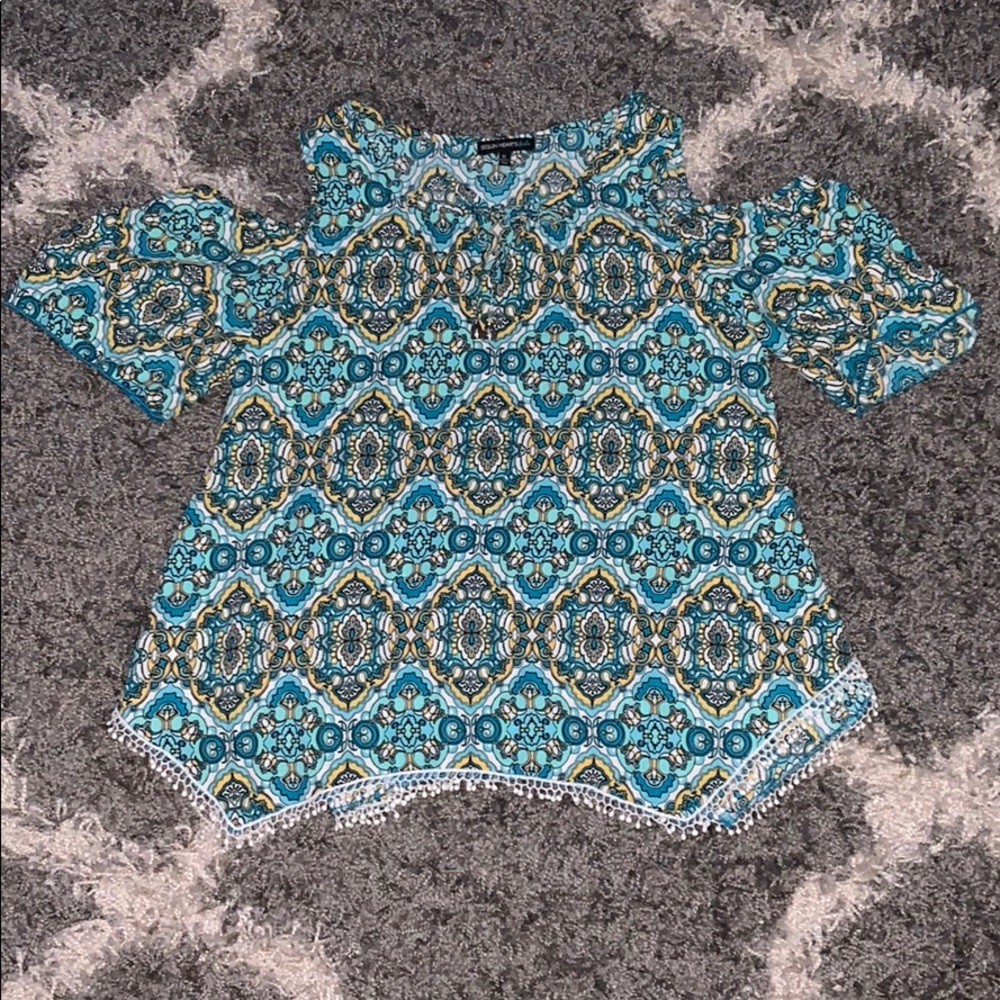 Multi-Color Blouse - Picture 3 of 3